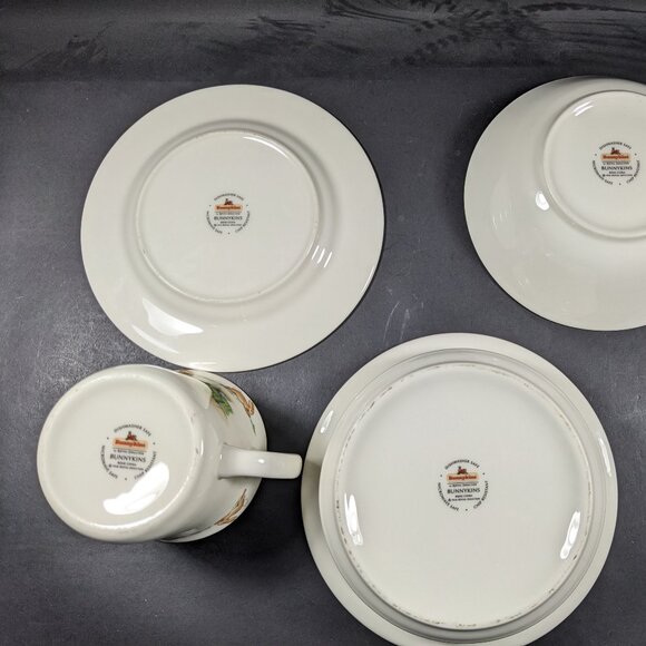 Bunnykins by Royal Doulton - 4 piece Bone China Set - Picture 3 of 4